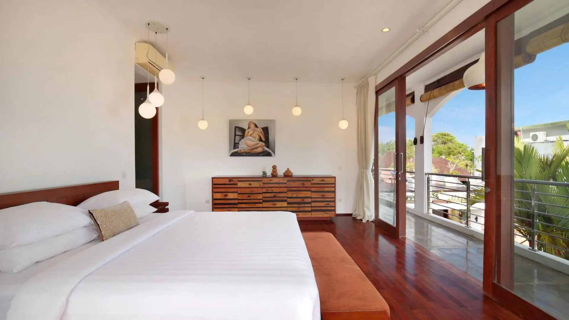 Private Getaway @ Villa Vitality, Uluwatu, Bali