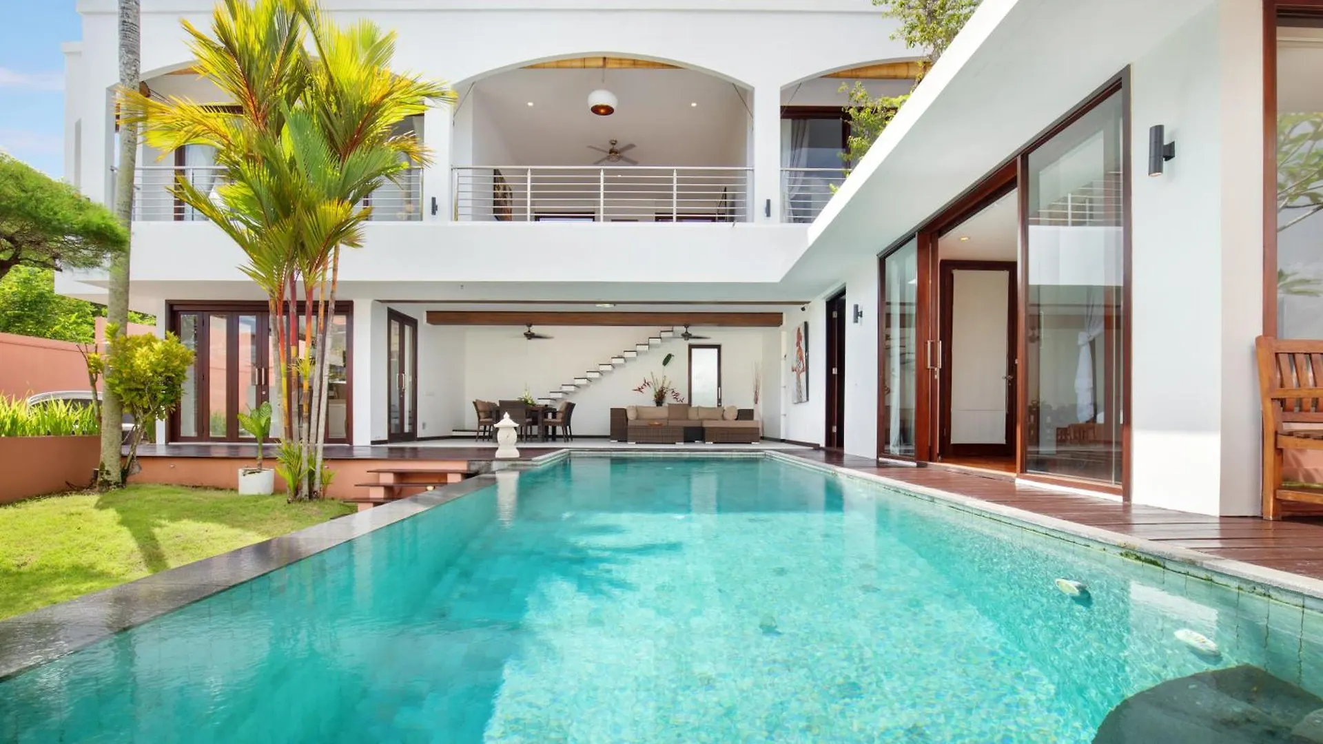 Private Getaway @ Villa Vitality, Uluwatu, Bali