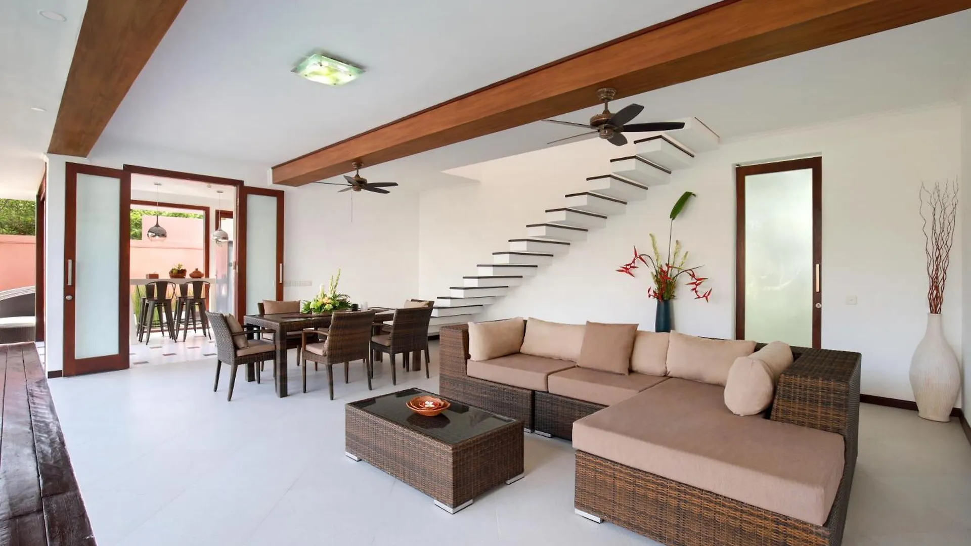 Private Getaway @ Villa Vitality, Uluwatu, Bali