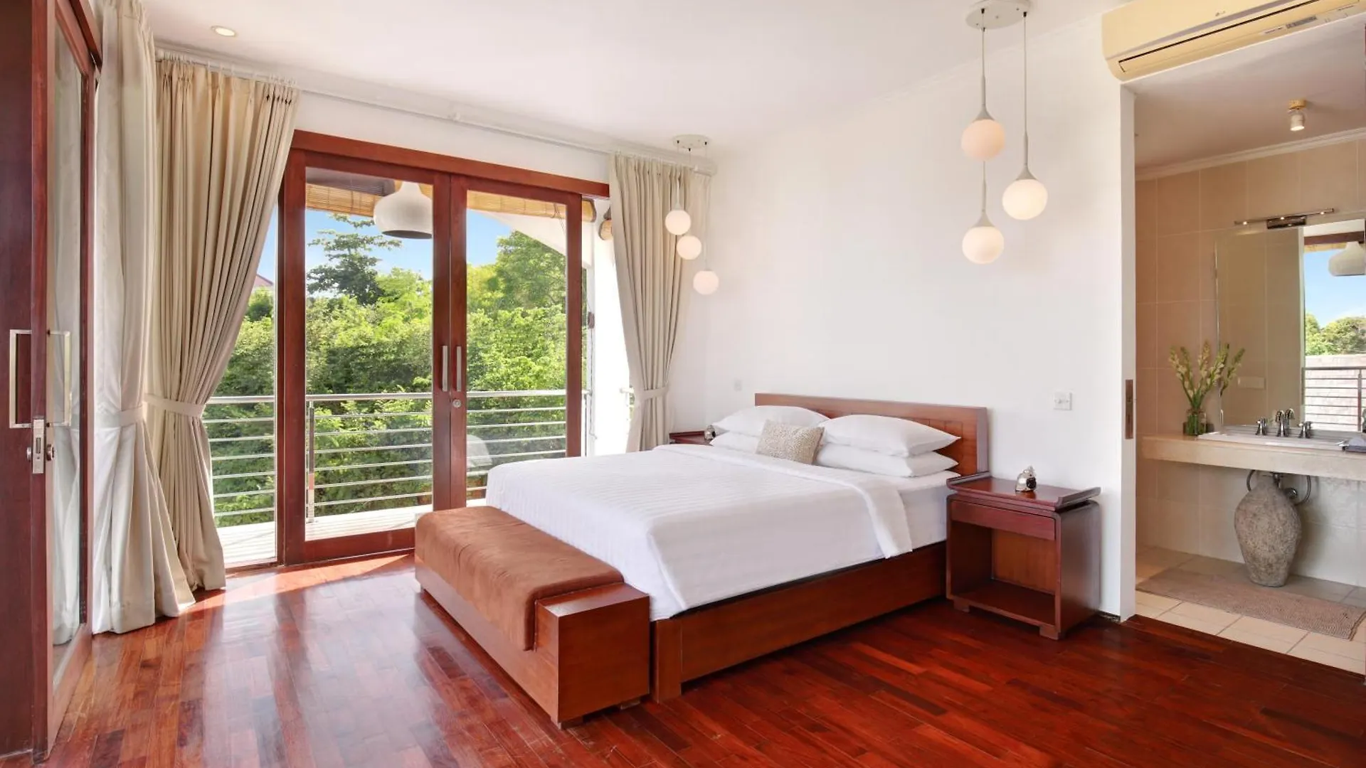 Private Getaway @ Villa Vitality, Uluwatu, Bali ウルワツ
