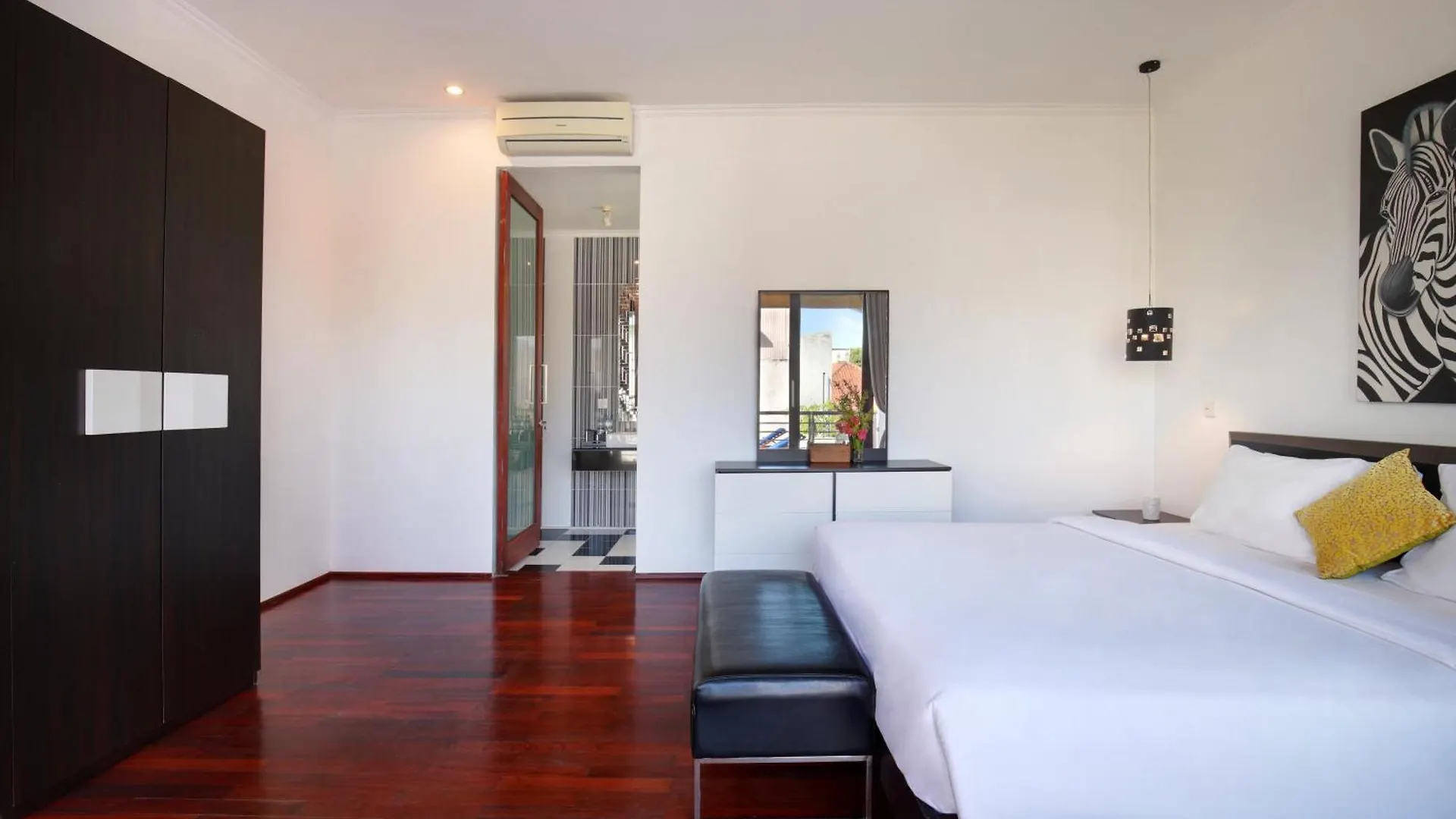 Private Getaway @ Villa Vitality, Uluwatu, Bali